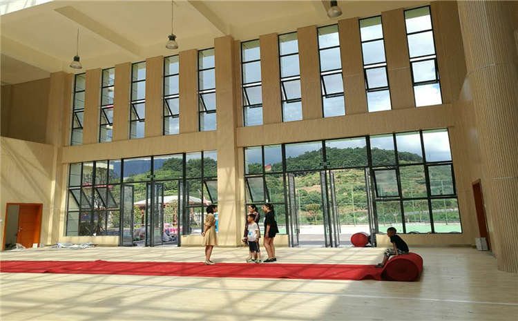 全國體育館運(yùn)動地板廠家報價