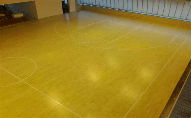 室內(nèi)舞蹈室木地板維護