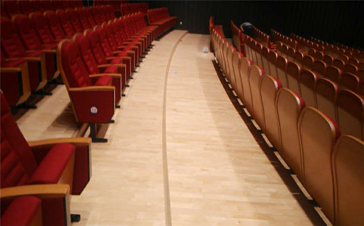 硬木企口羽毛球館木地板造價(jià)